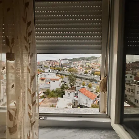 Grand House Selitë e Vogël