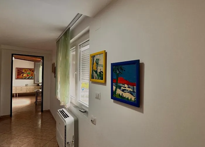 Grand House Apartment