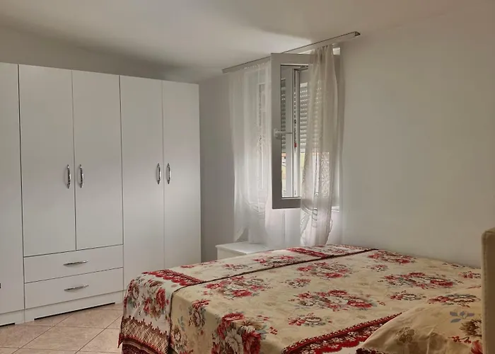 Apartment Grand House *