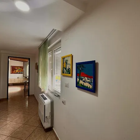 Grand House דירה